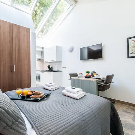Plantage Garden Apartments-2